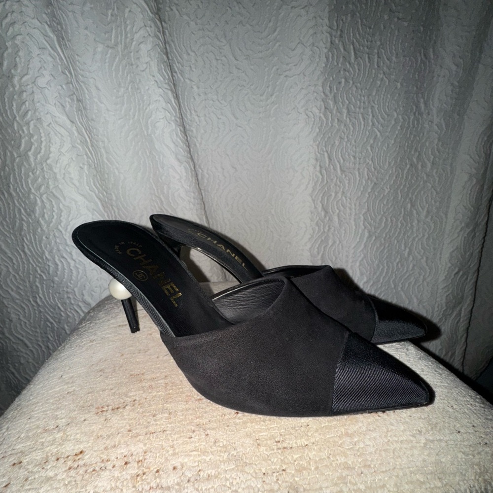 CHANEL Black Suede Mules with Pearl Heel